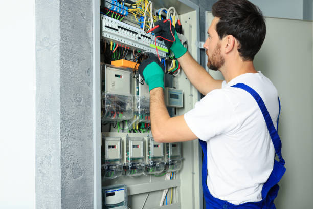 Best Electrician Near Me  in Crestline, OH